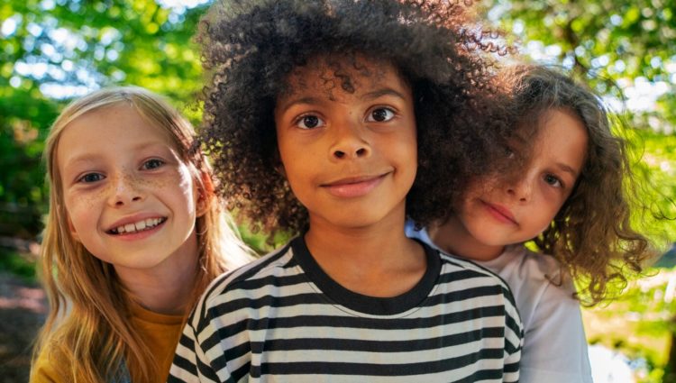 Délégation aux droits des enfants : Les associations saluent son renouvellement à l’Assemblée nationale et appellent à créer son équivalent  au Sénat